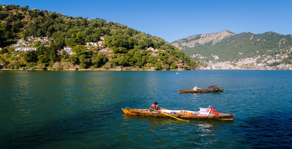https://d3r8gwkgo0io6y.cloudfront.net/upload/Boat ride 3.jpg